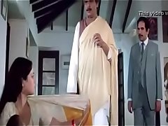 VID-19850816-PV0001-Mumbai (IM) Hindi 22 yrs old unmarried hot and sexy actress Mandakini showing her boobs nipple while she breastfeeding in &lsquo_Ram Teri Ganga Maili&rsquo_ movie sex porn video